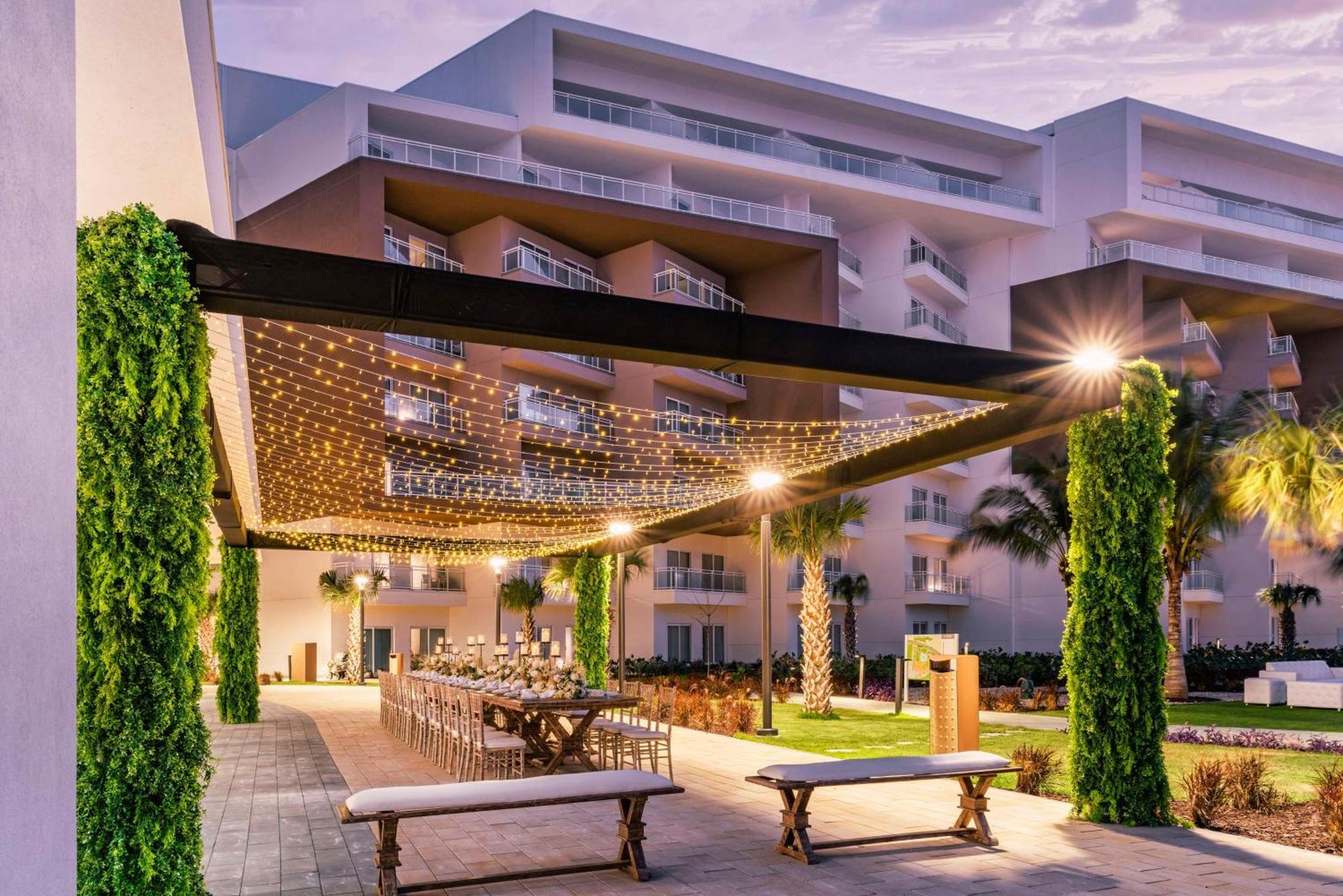 Embassy Suites By Hilton Aruba Beach Resort Palm Beach Exterior foto